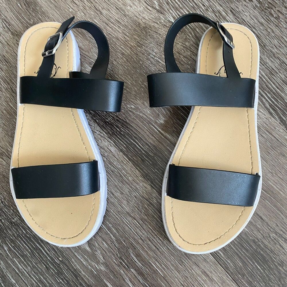 Sole Mates Black/Tan Faux Leather Sandals Ladies Size M 7/8
